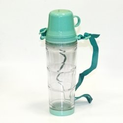 Бутылка для воды пластиковая с салатовой крышкой с ремешком под полиграфическую вставку 460 мл